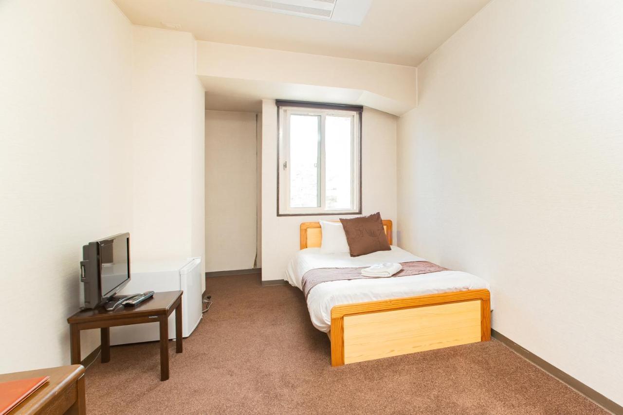 Nomad Hakuba Bed & Breakfast Ngoại thất bức ảnh